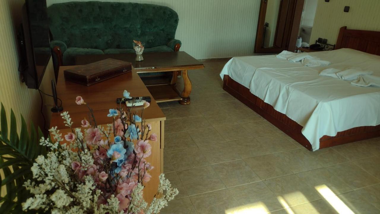Family Hotel Black Sea Slantchev Briag Extérieur photo